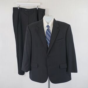 Jos A Bank‎ Signature Black Striped Wool 2 Piece Suit 44R 40/30 Pleated Cuffed